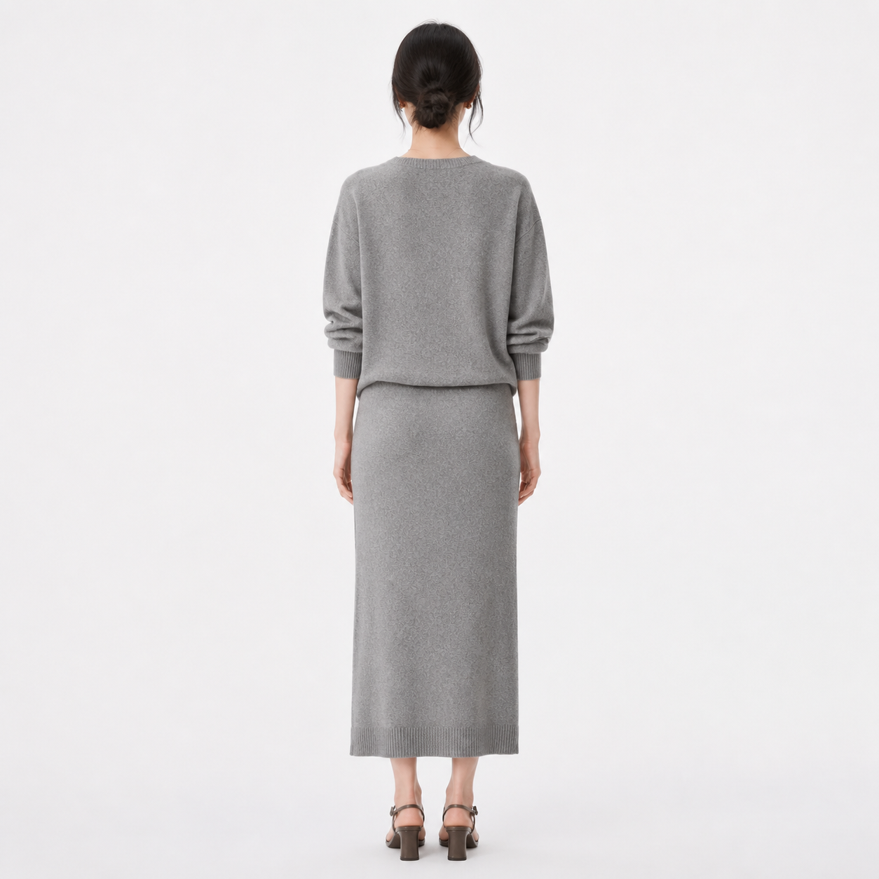服装四视角展示,细节无损不改变 - Rear 180°