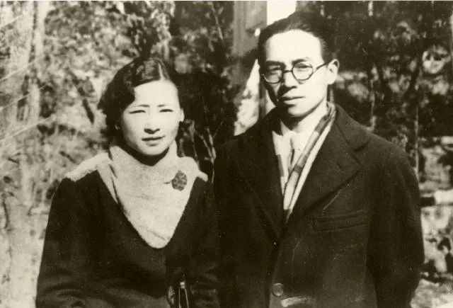 全能照片修复 ai-old-photo-restoration 9434fb1913345a102f21a8beab3a8a2c_cmp@640x435.webp