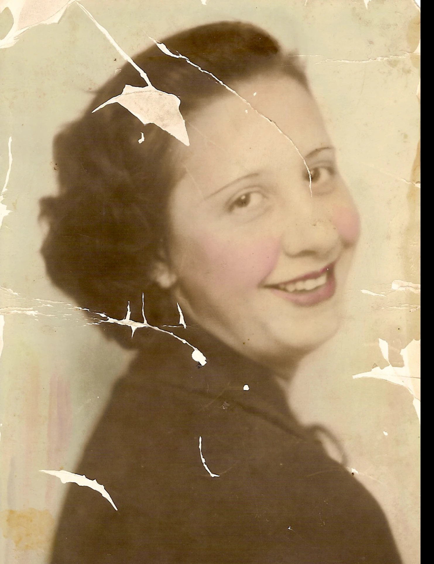 AI人像精修 ai-portrait-retouching a1aadf2d8986946dbc13b4093f03f25f_cmp@1483x1928.webp